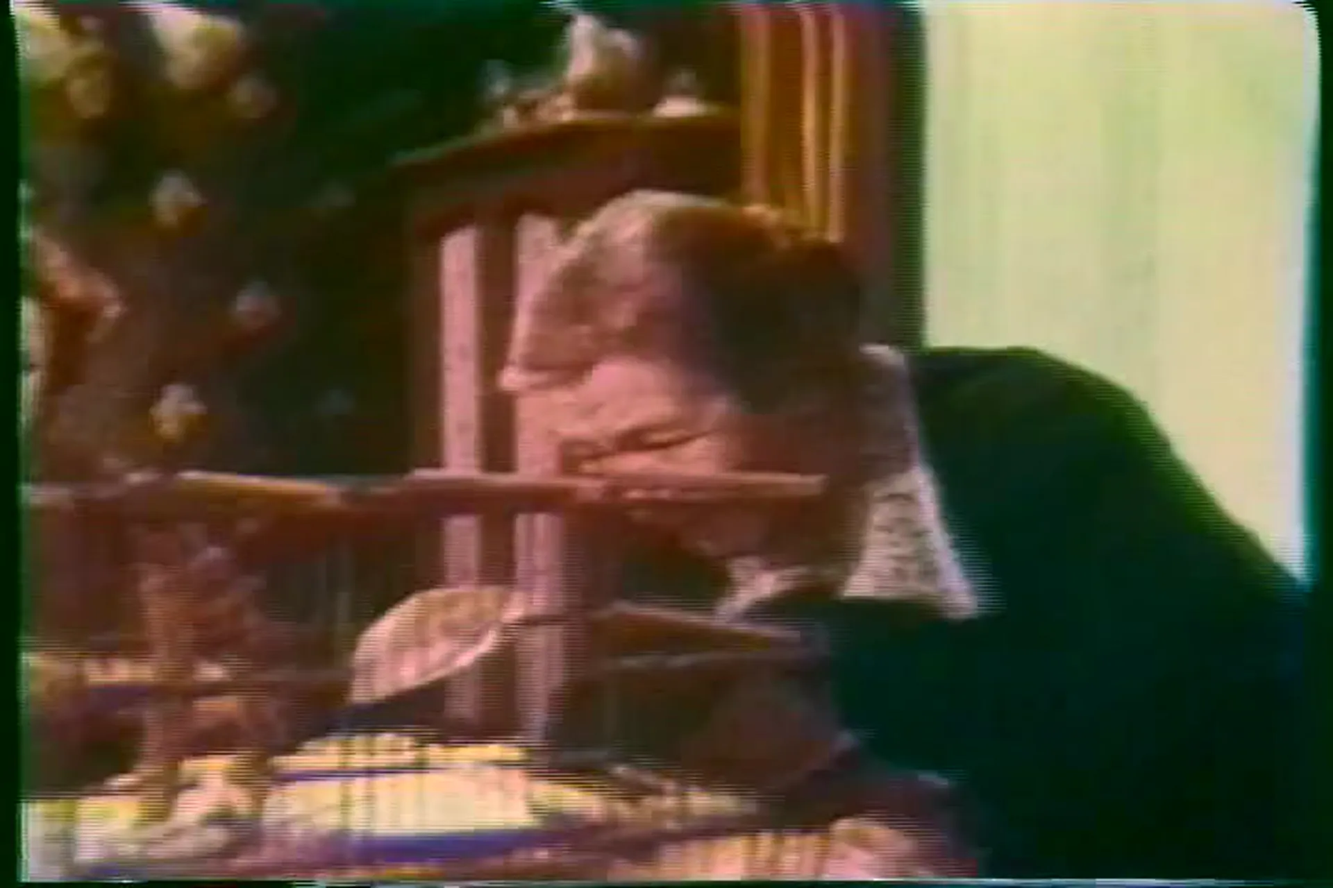 Love on a Pillow scene still 3