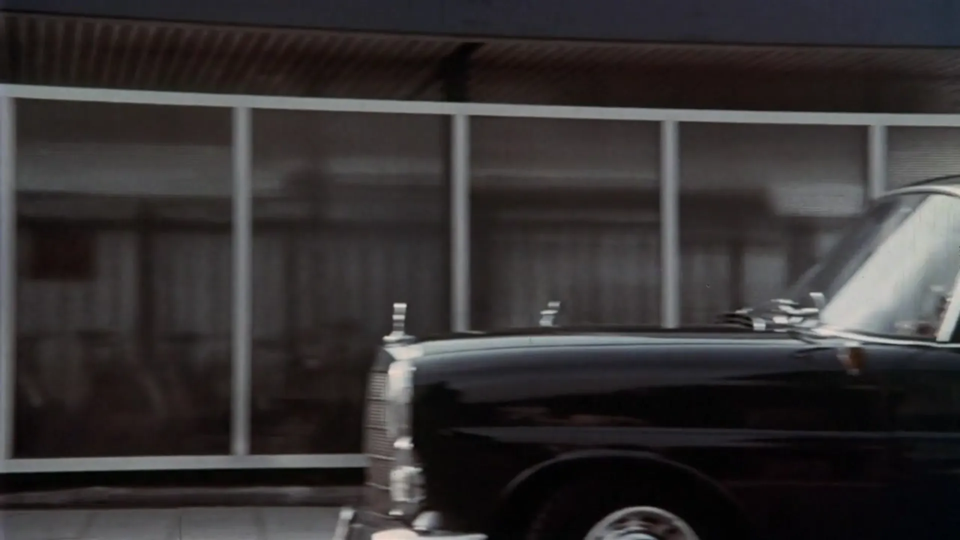 Dial Love for Murder scene still 5