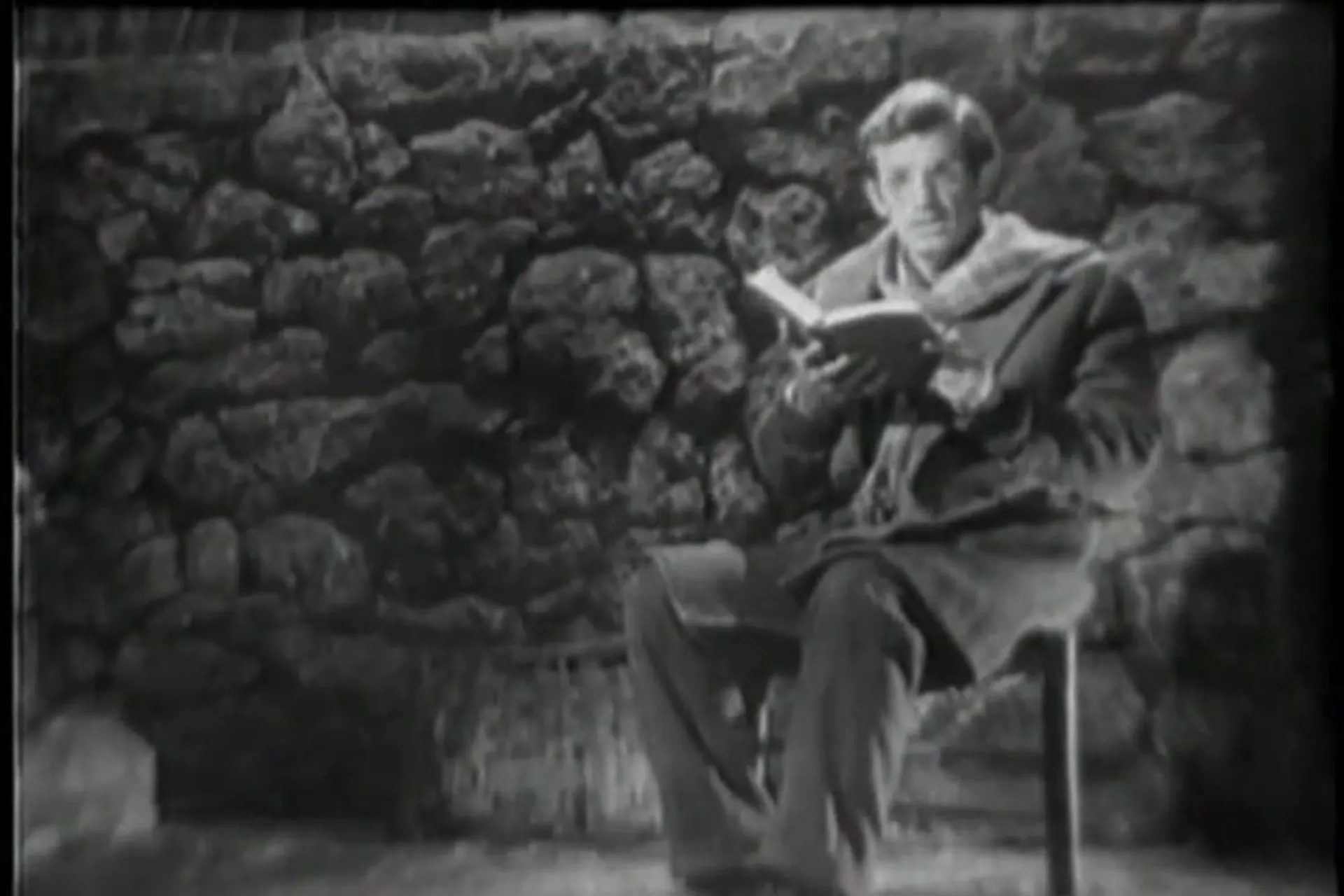 Two Women scene still 6