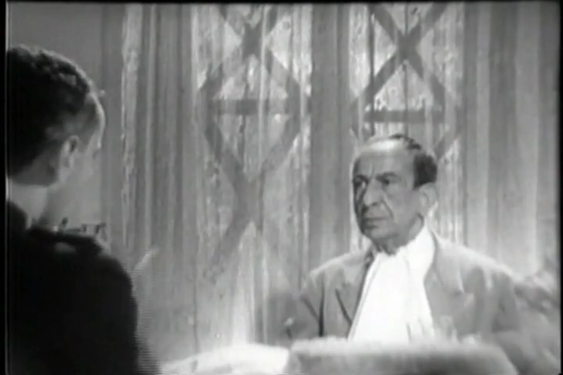 Two Women scene still 8