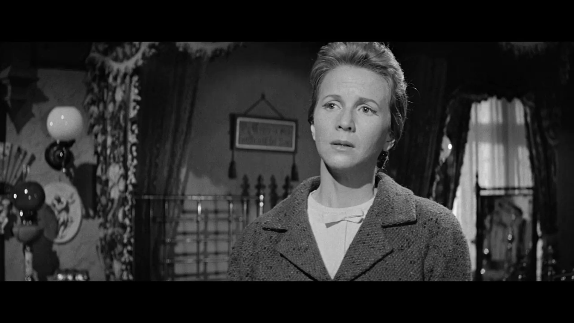 The Haunting scene still 2