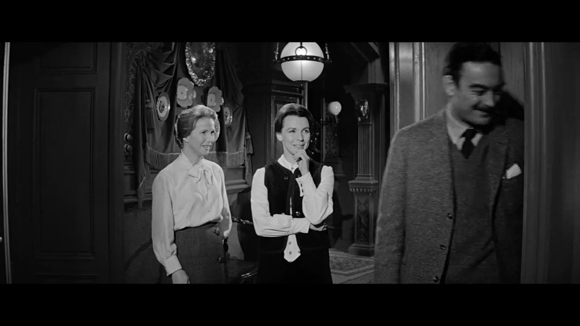 The Haunting scene still 3