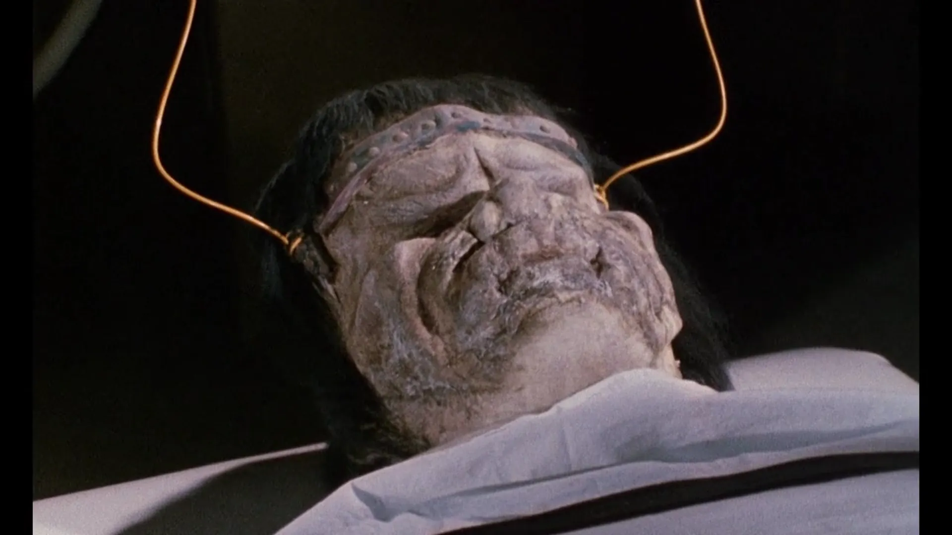 Dracula vs. Frankenstein scene still 5