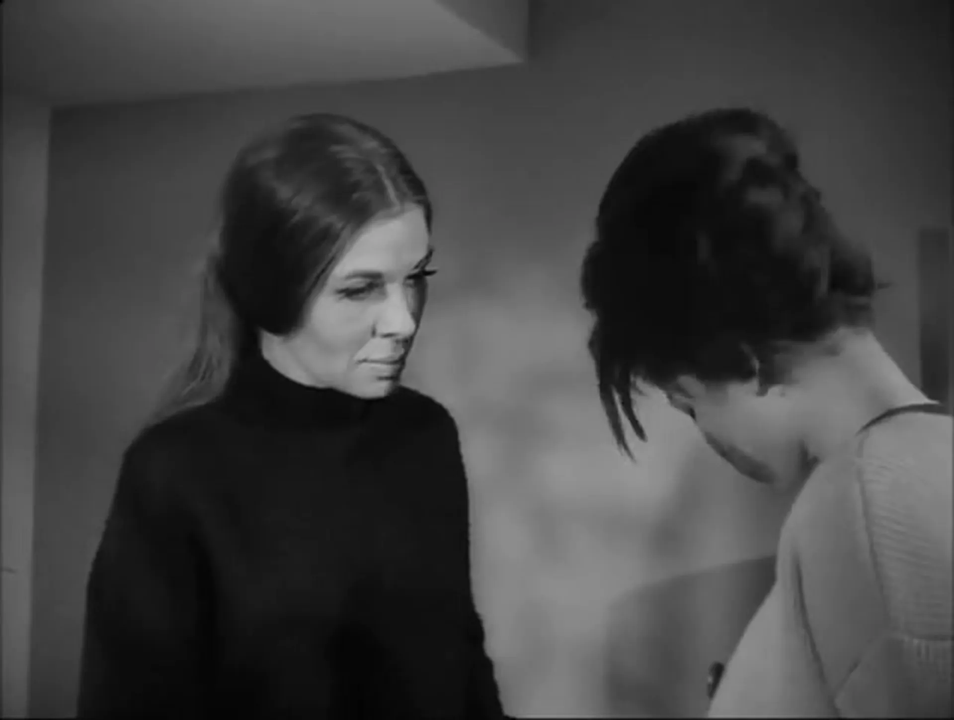 Olga's Girls scene still 4