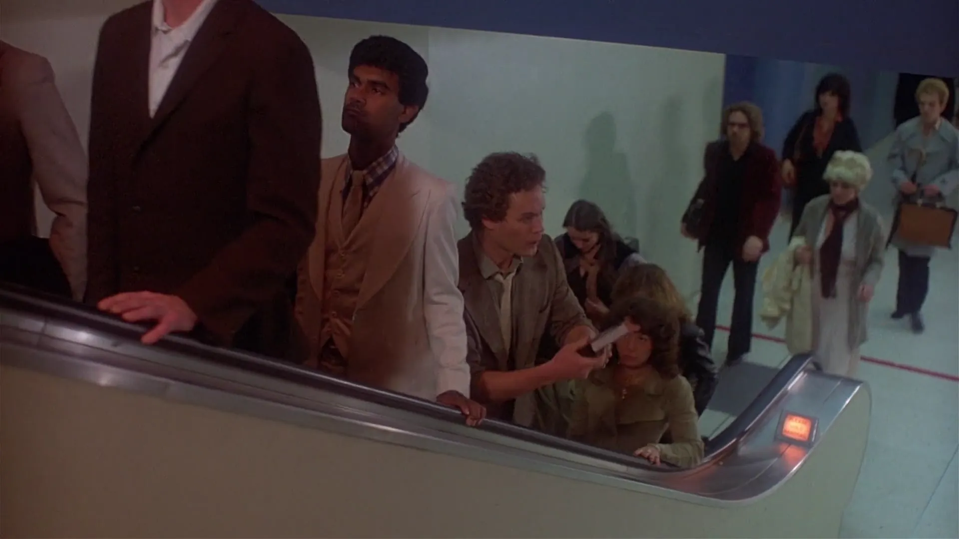 The Happy Hooker Goes Hollywood scene still 1