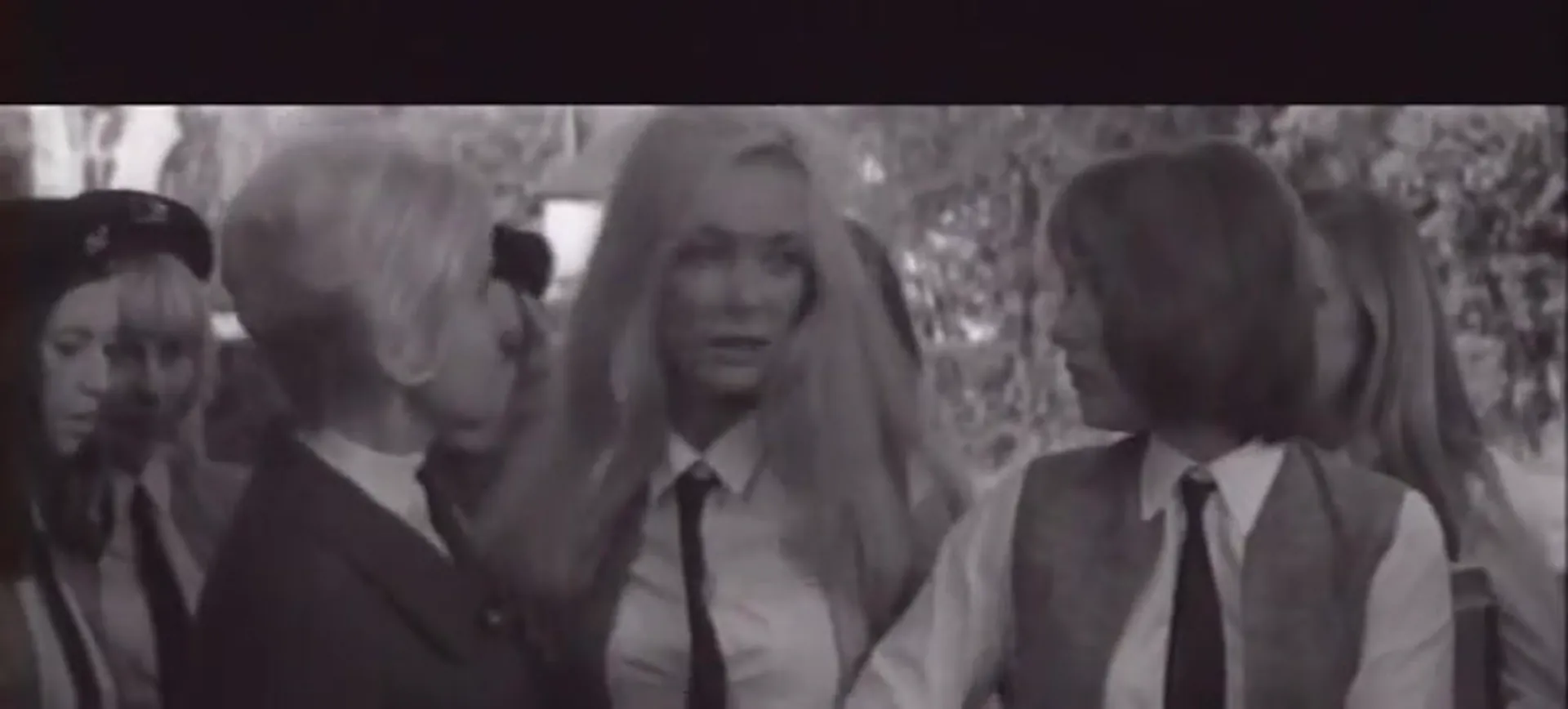 Therese and Isabelle scene still 10