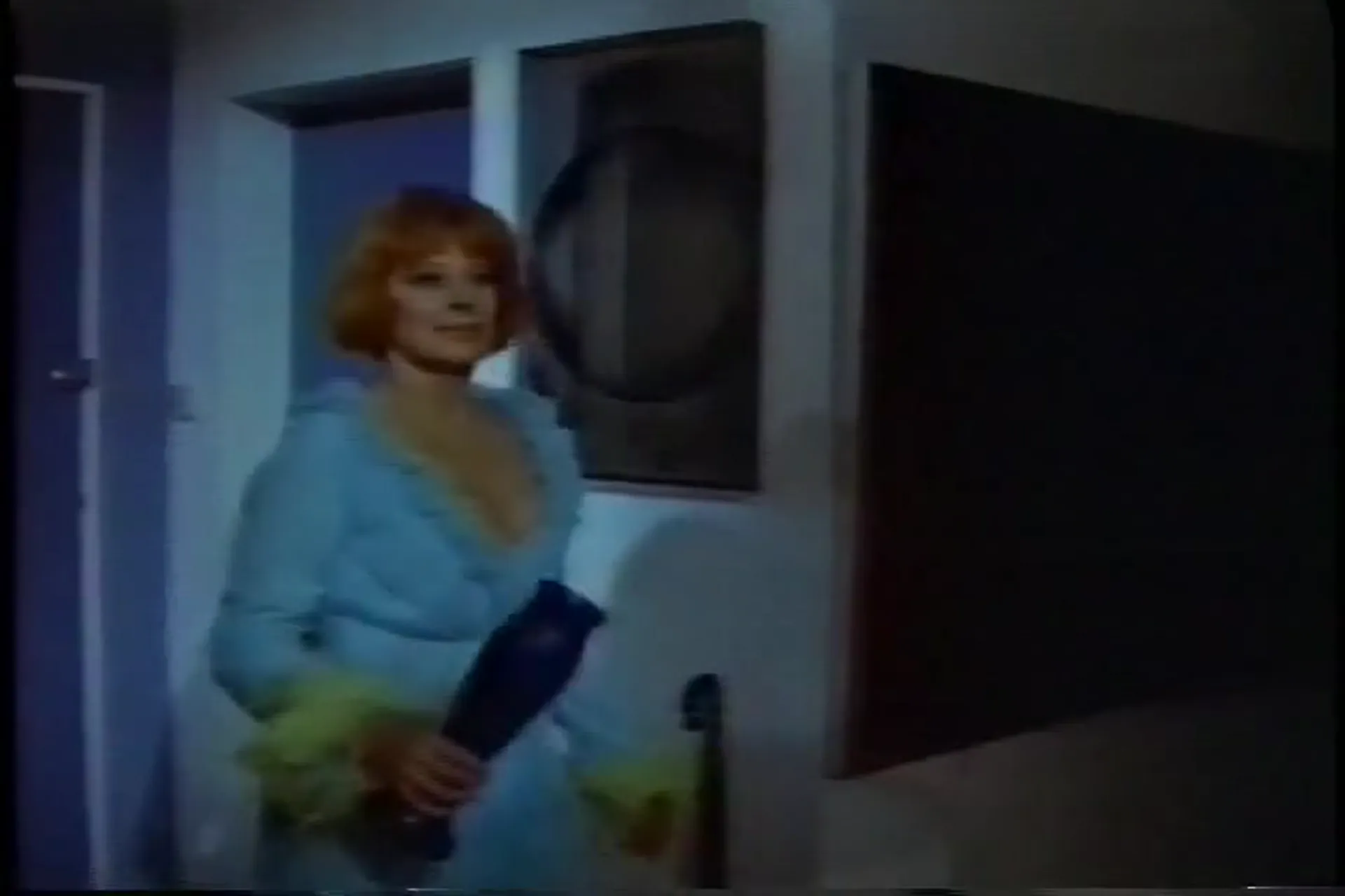 The Man Who Had Power Over Women scene still 5