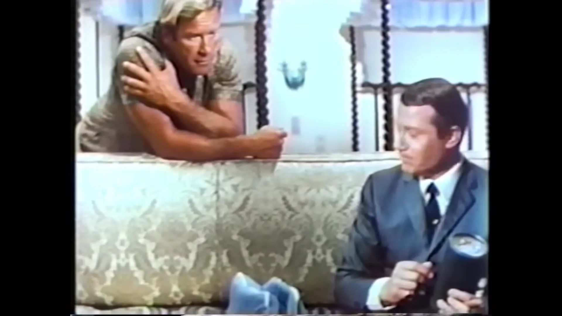 FX 18, Secret Agent scene still 10