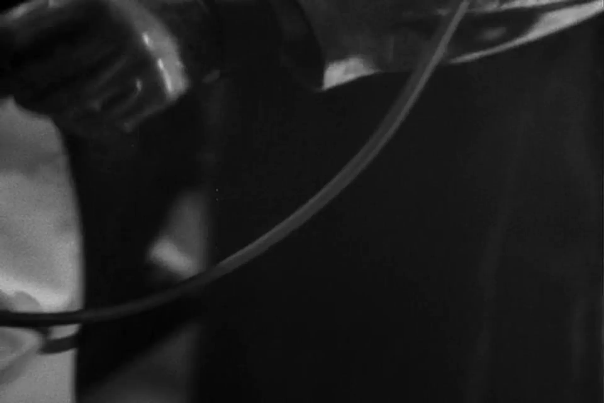 Captive Wild Woman scene still 4