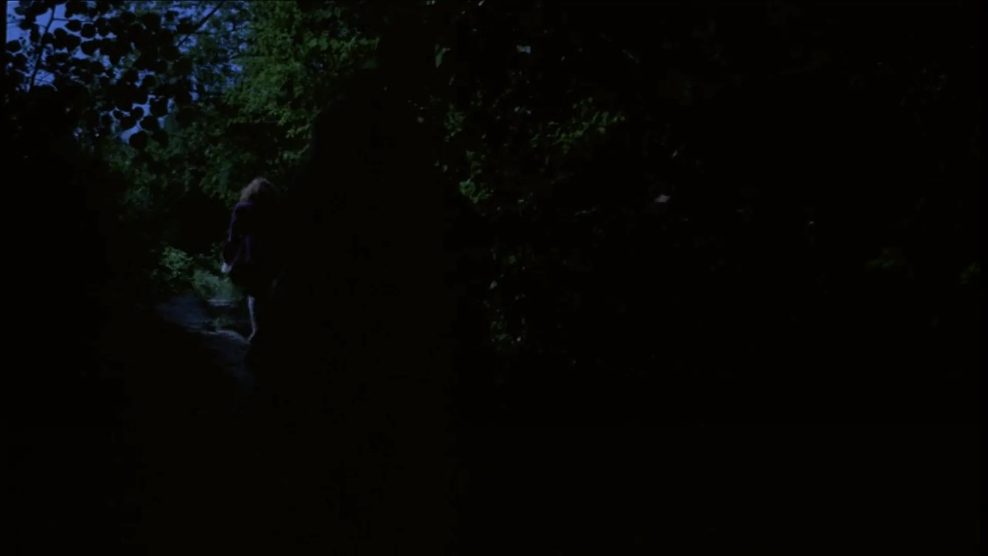 Requiem for a Vampire scene still 5