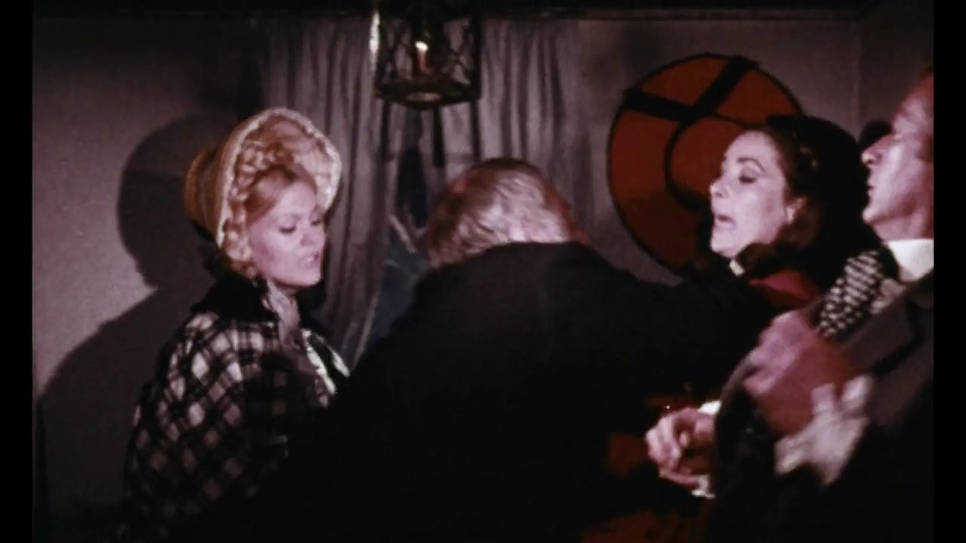 The Torture Chamber of Dr. Sadism scene still 5