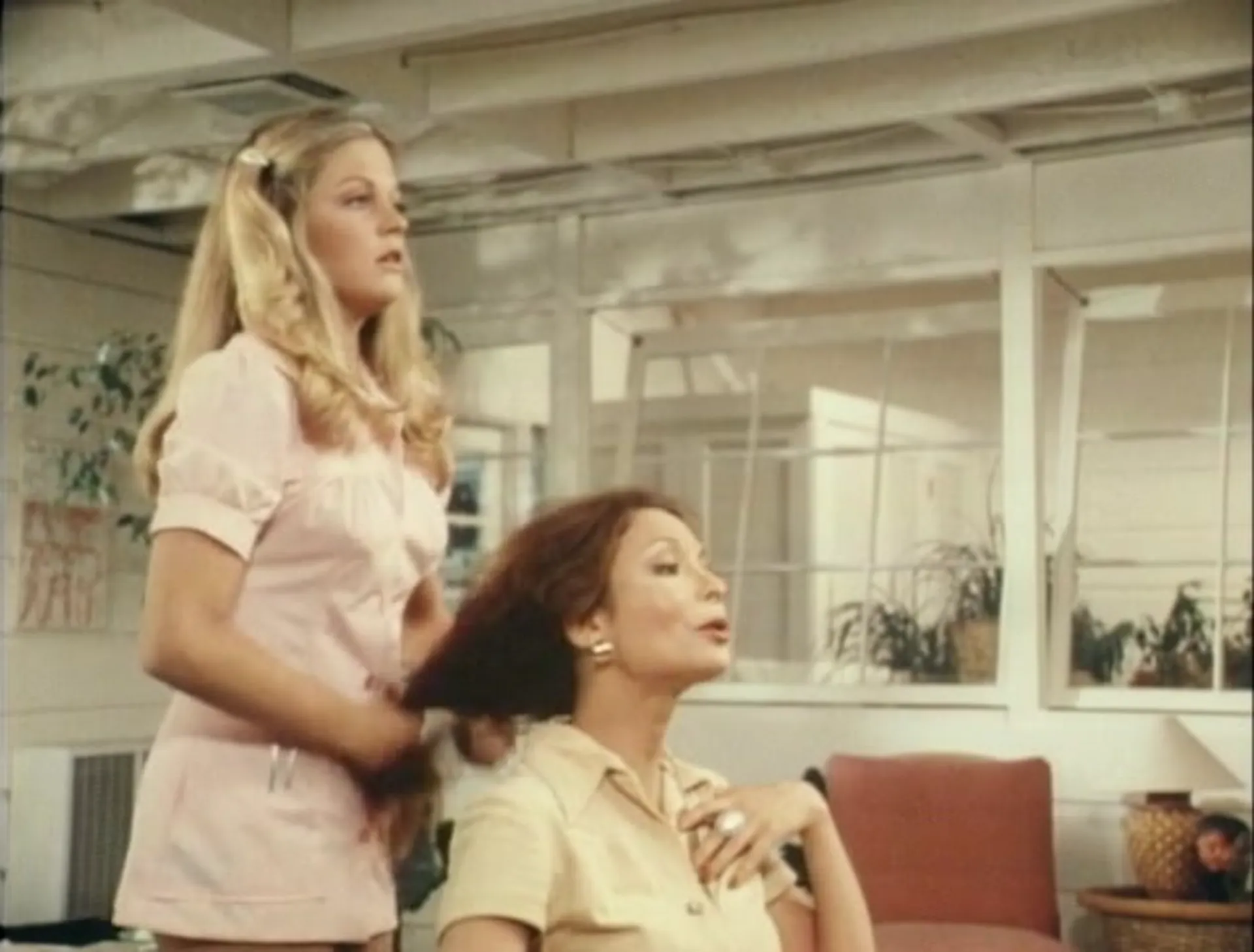 Chatterbox! scene still 1