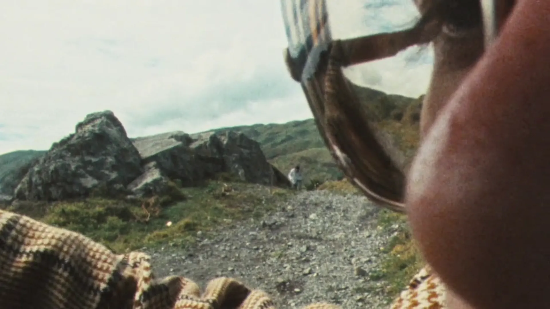 Bad Taste scene still 4