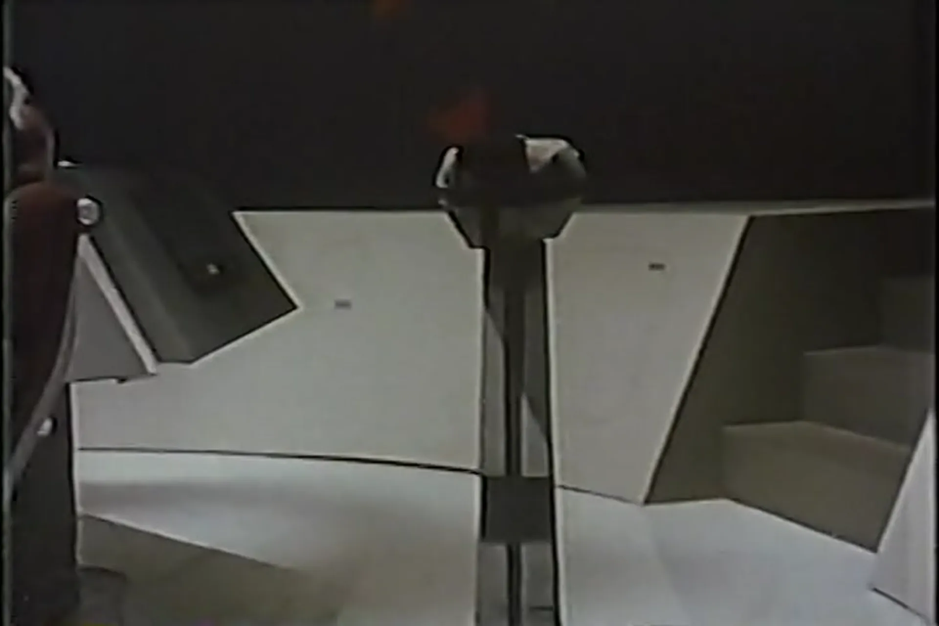 Lifepod scene still 6