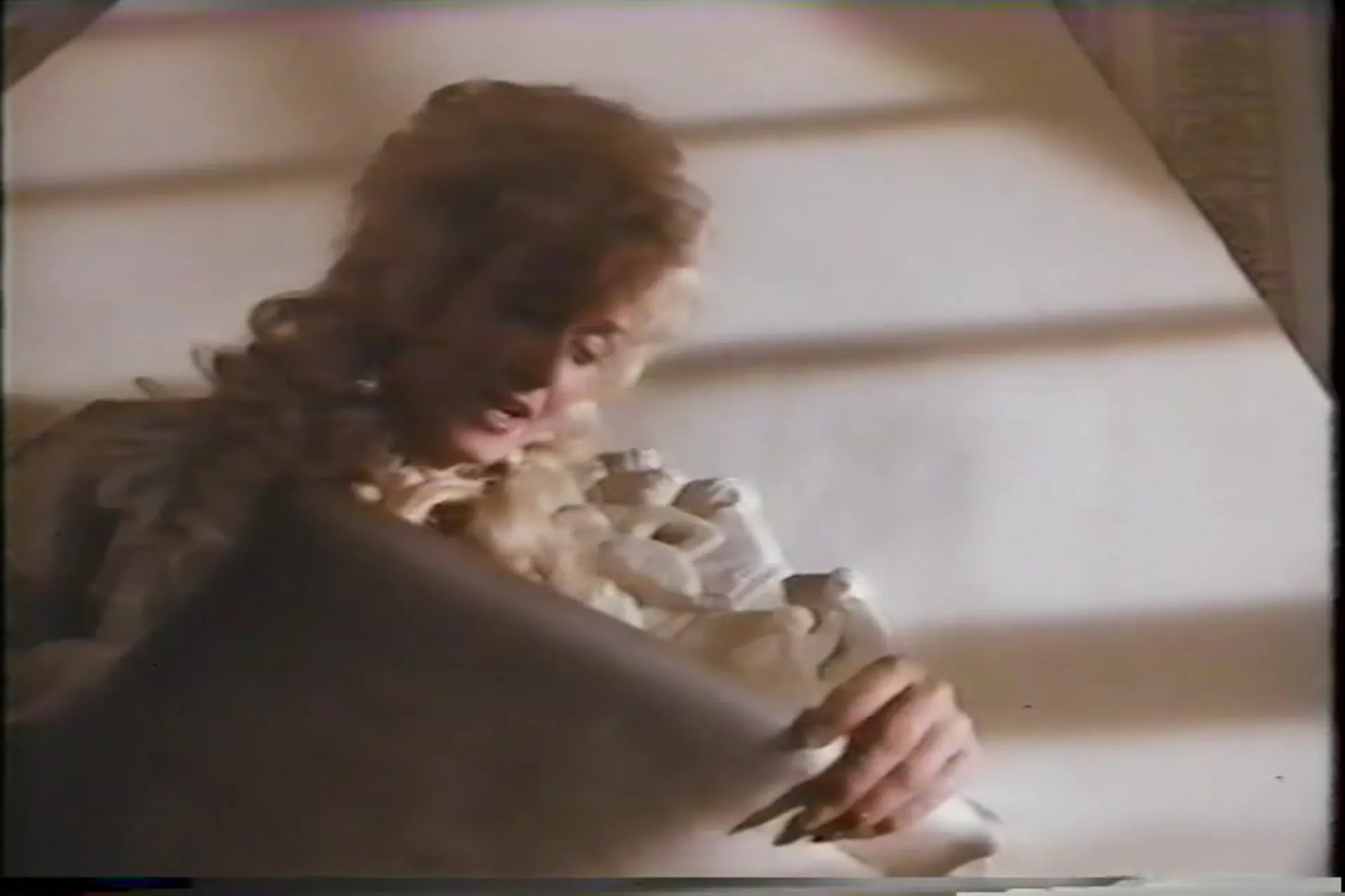 Dragonard scene still 5