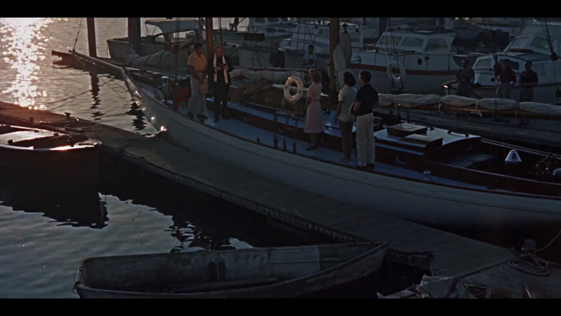 Underwater! scene still 3