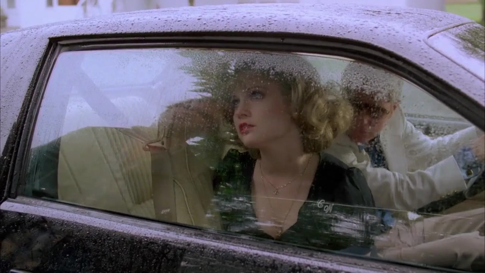 Grandview, U.S.A. scene still 5