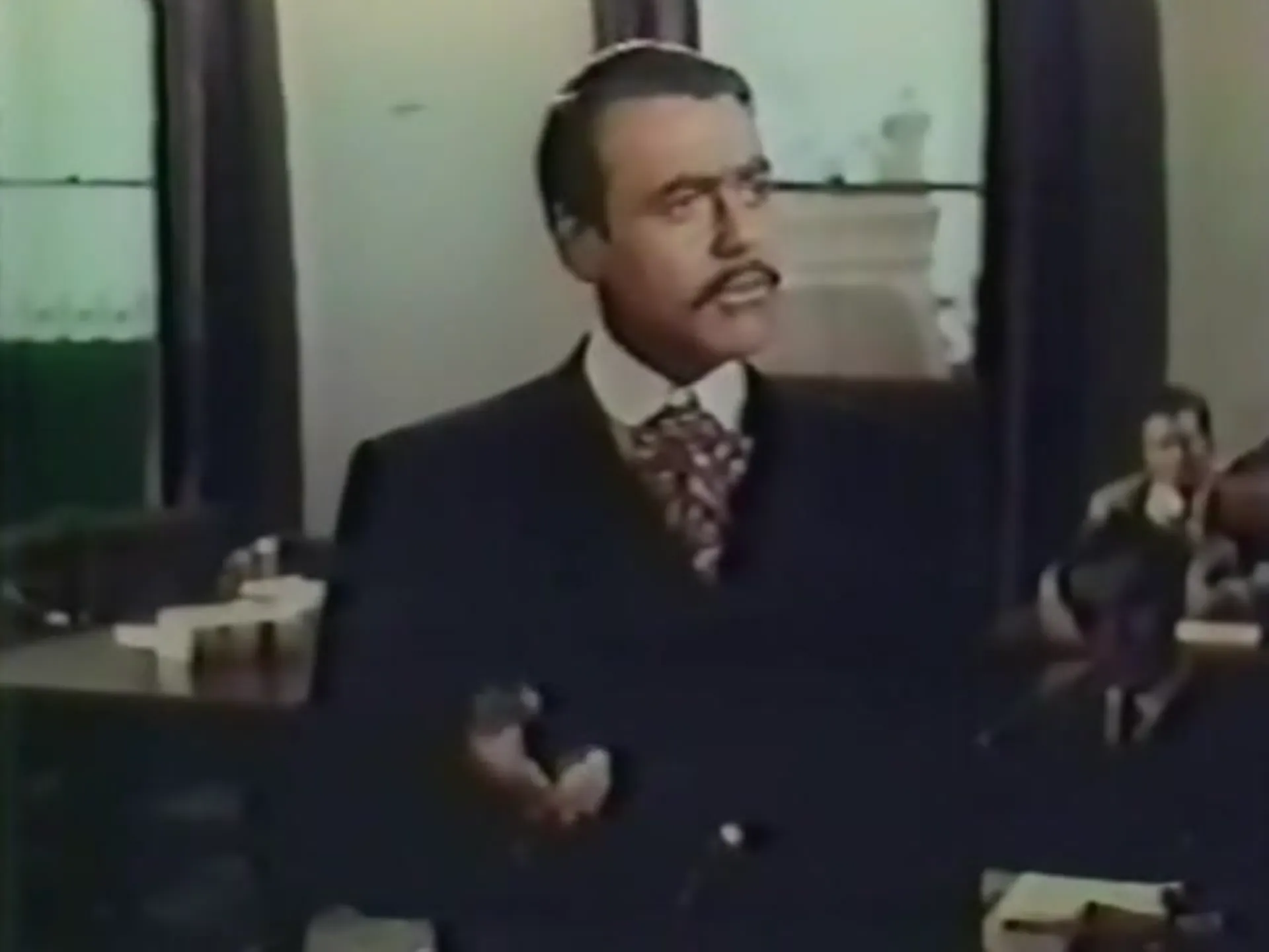 Little Egypt scene still 12
