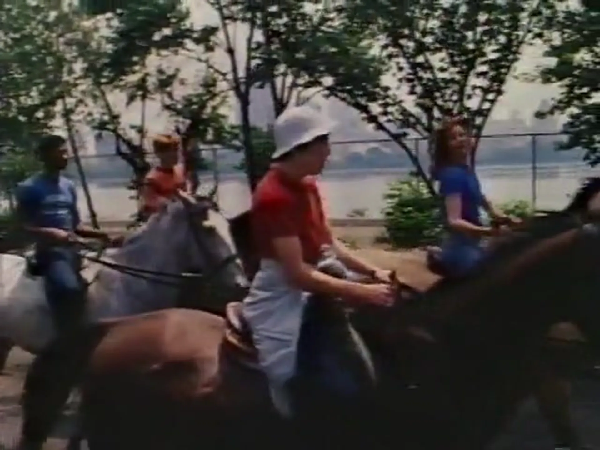 Senior Trip scene still 4