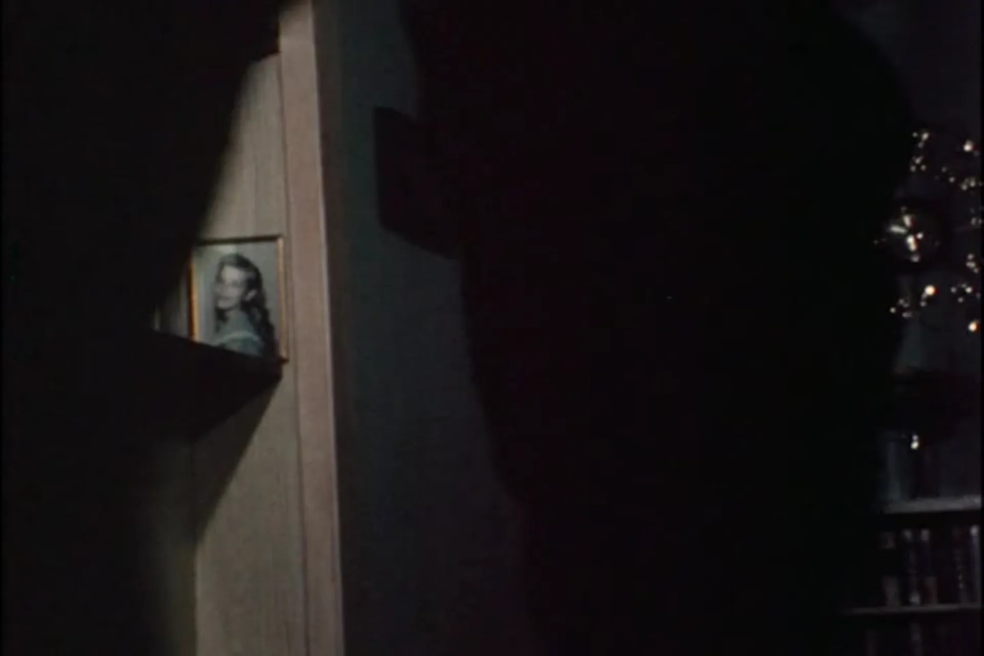 Dracula (The Dirty Old Man) scene still 6