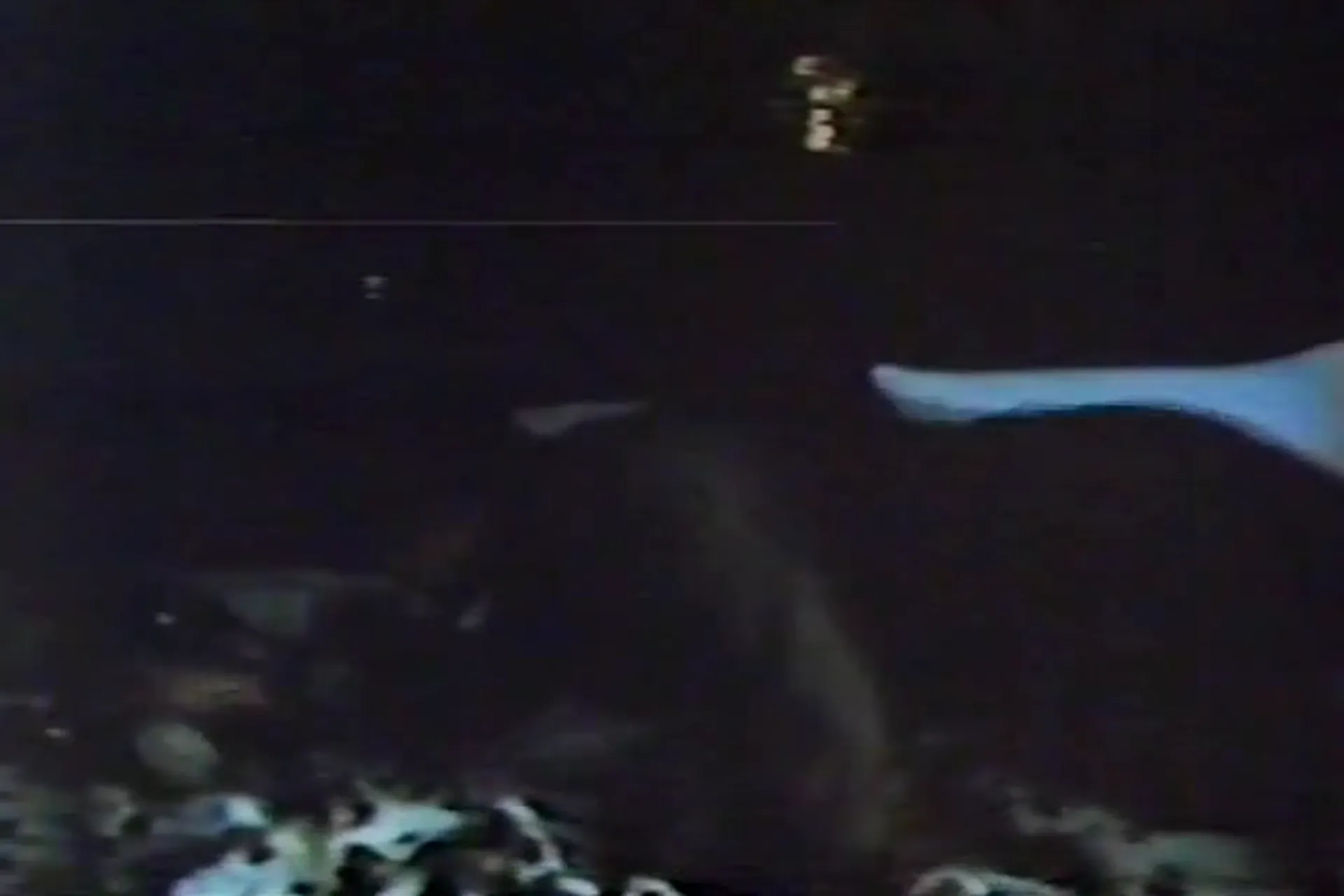 No One Will Notice You're Naked scene still 5