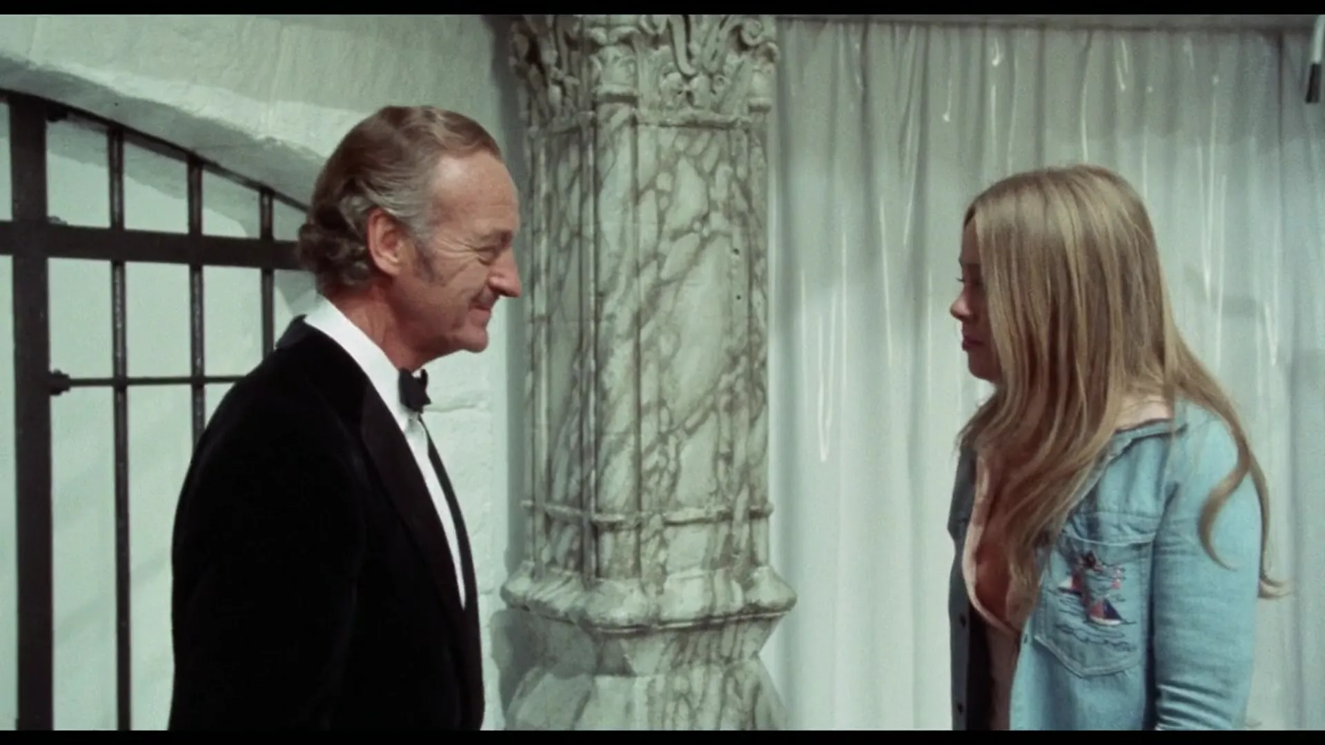 Vampira scene still 1