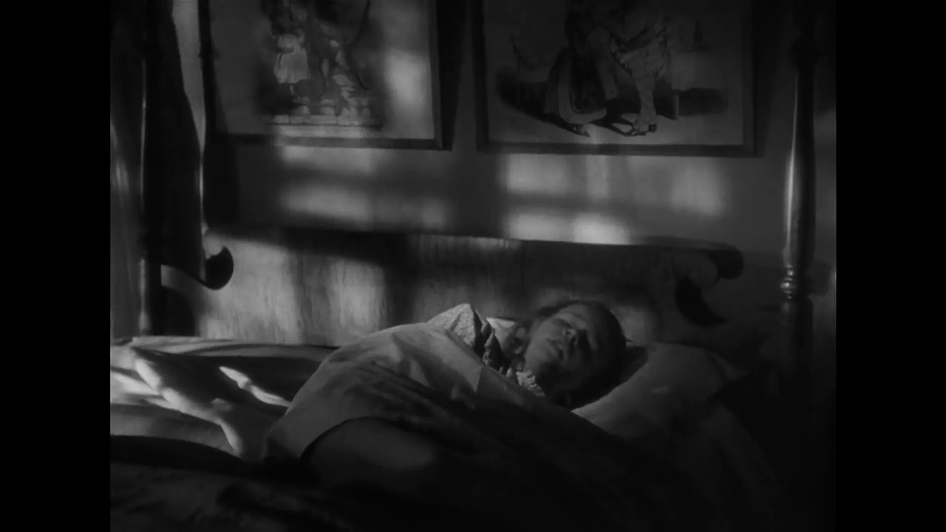 The Curse of the Cat People scene still 6