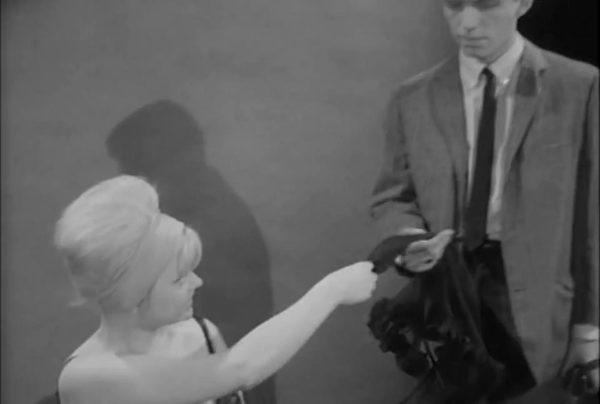 Lusting Hours scene still 4