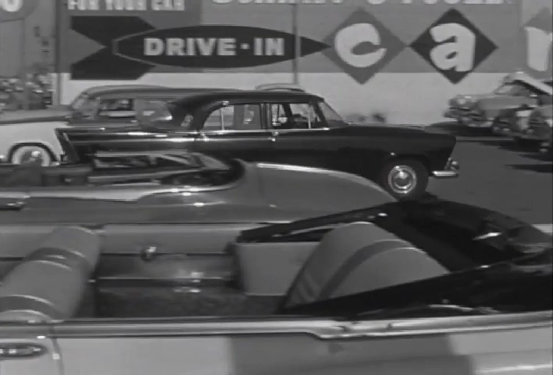 Hot Cars scene still 3