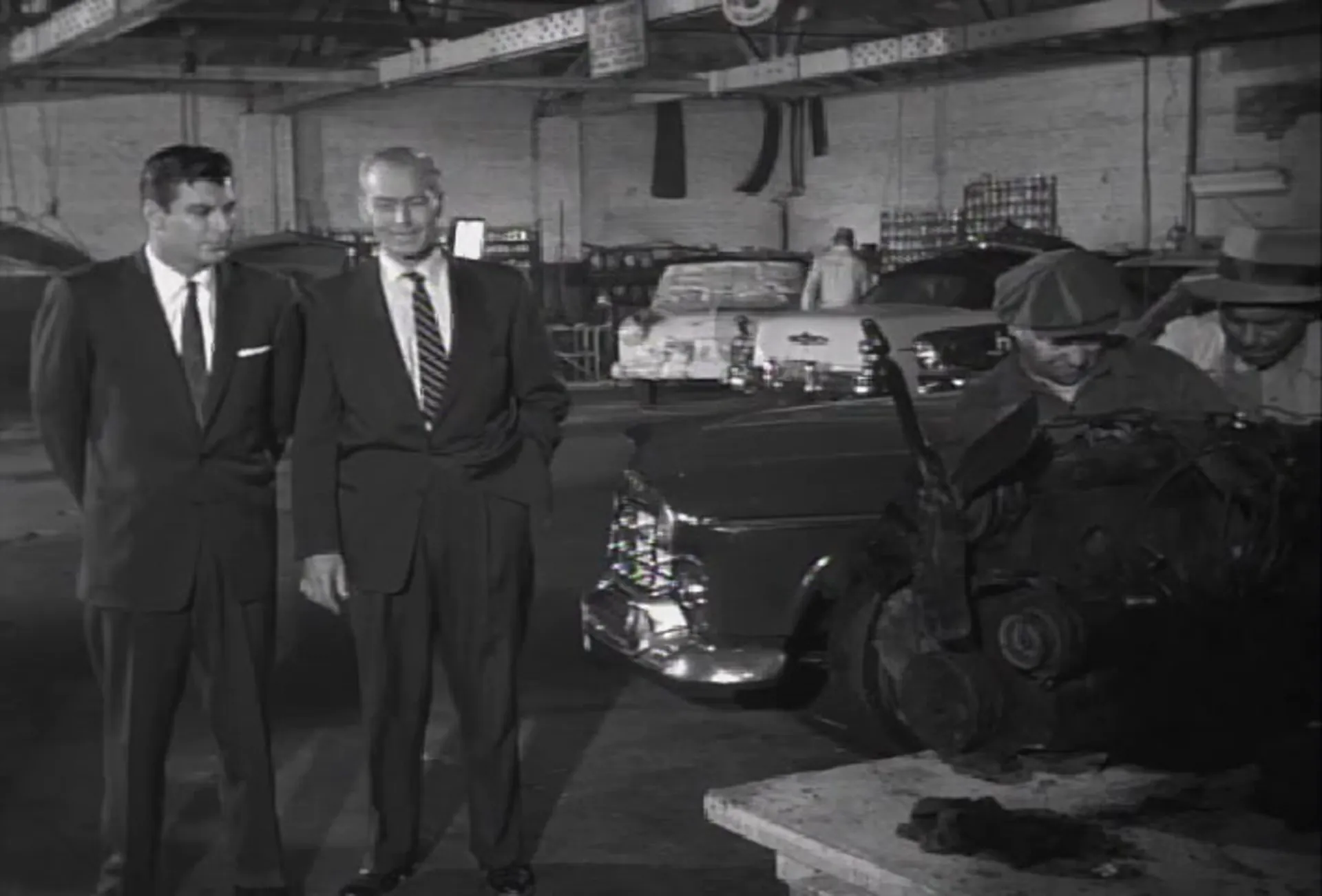Hot Cars scene still 6