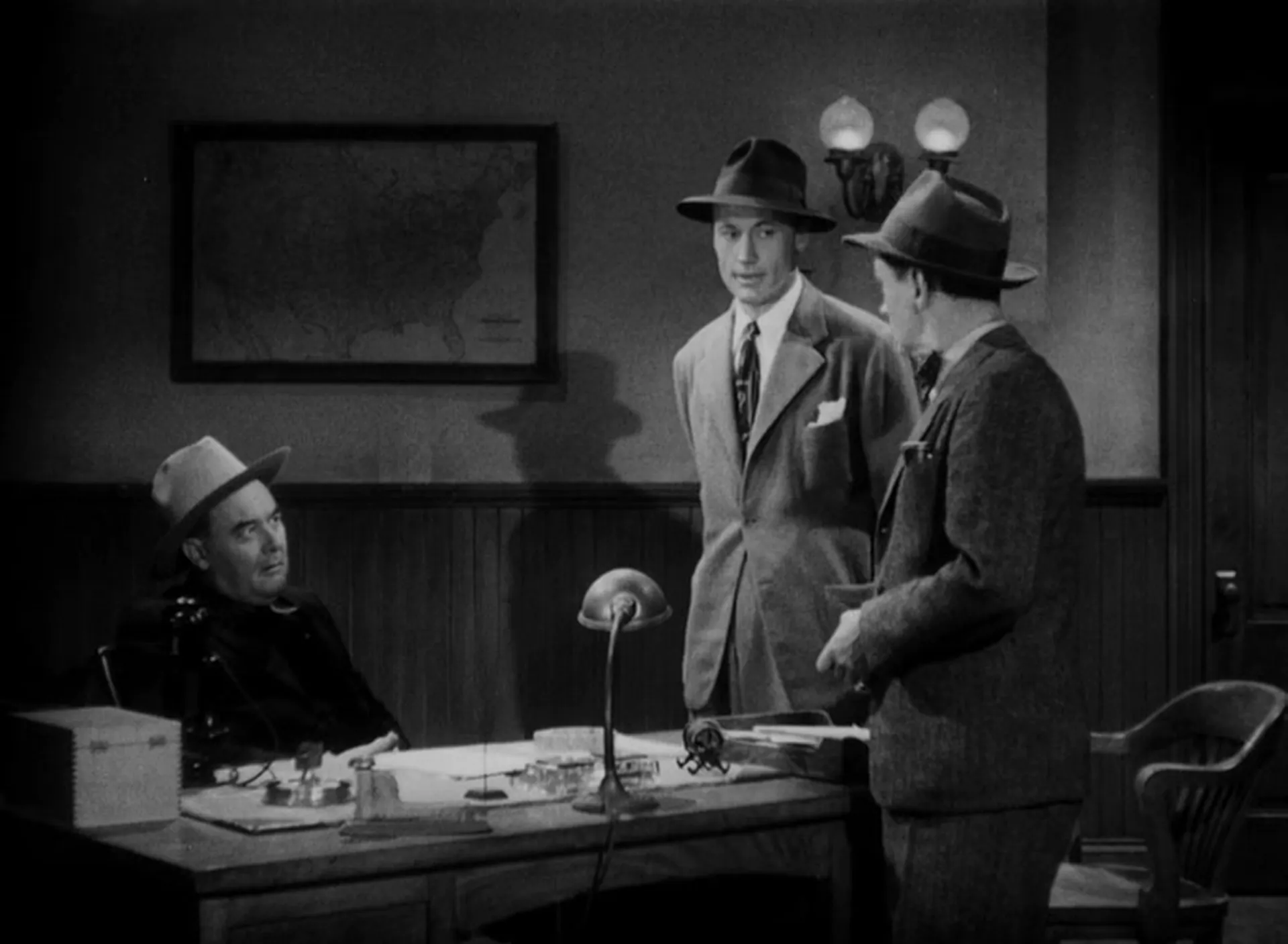 The Devil Bat scene still 6