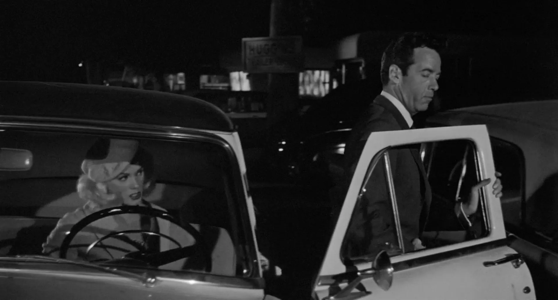 Guns Girls and Gangsters scene still 2