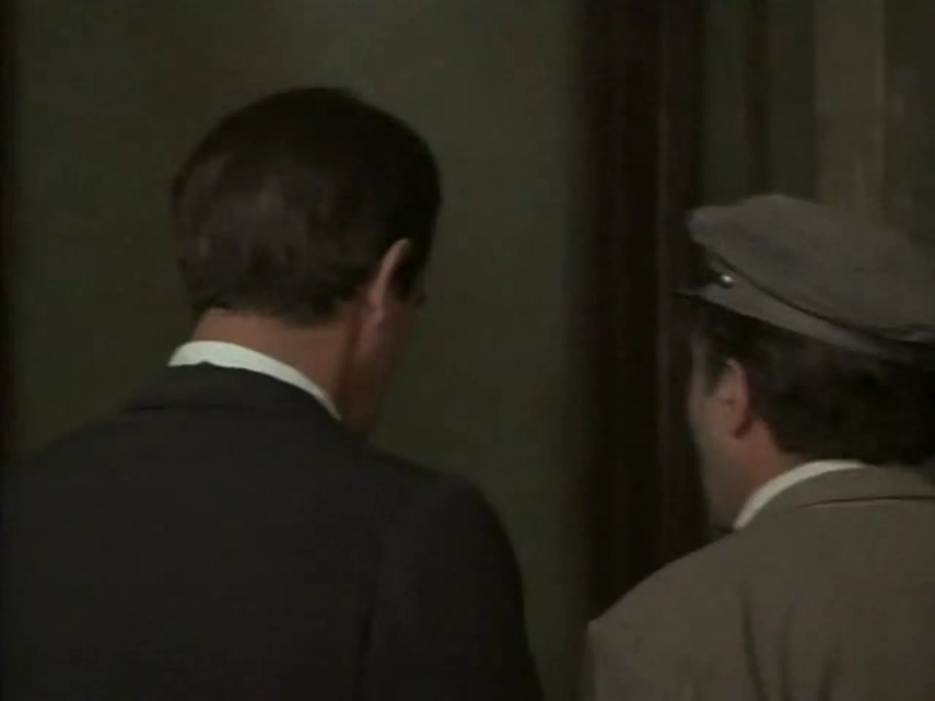 Ghosts, Italian Style scene still 1
