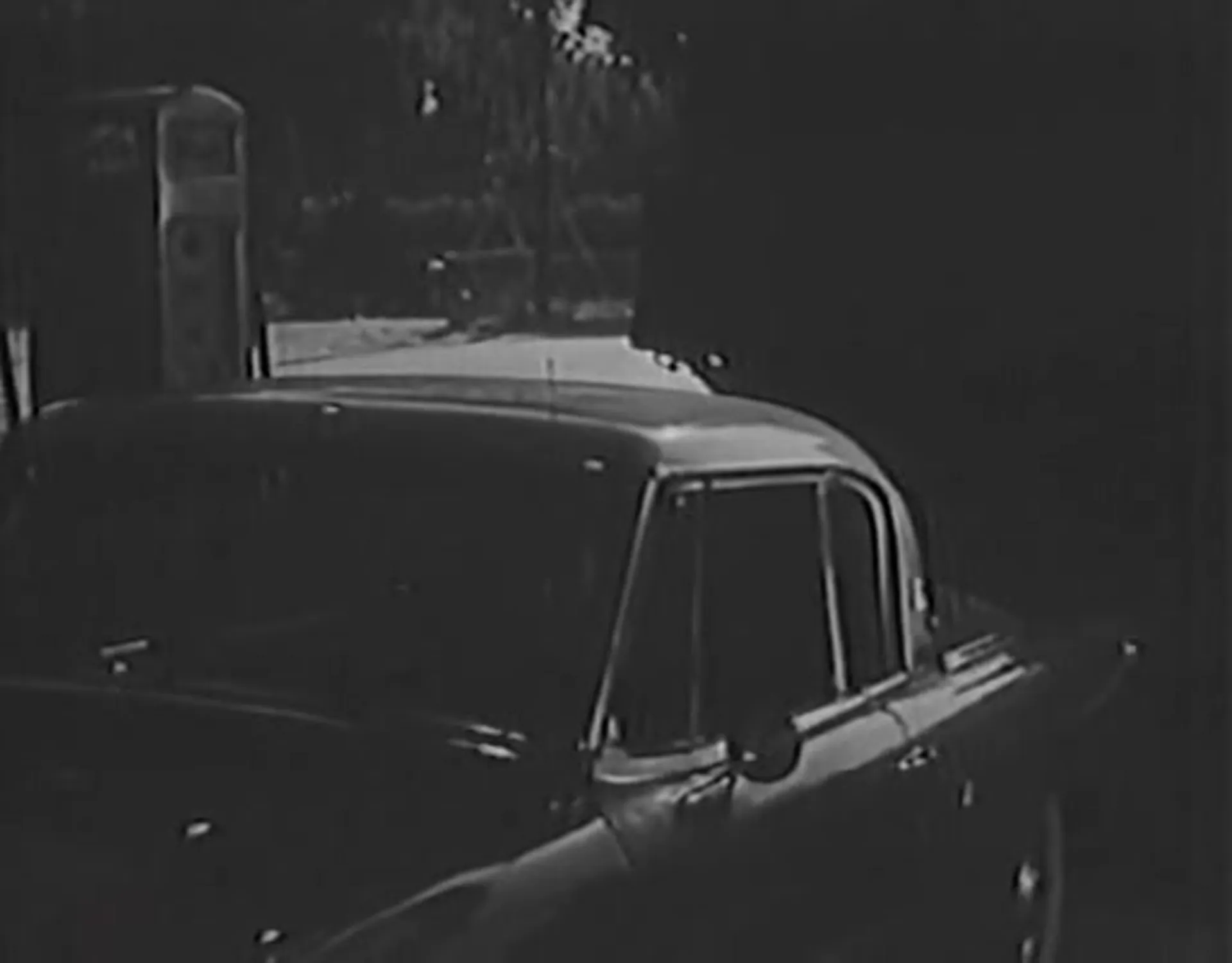 Killers from Space scene still 5