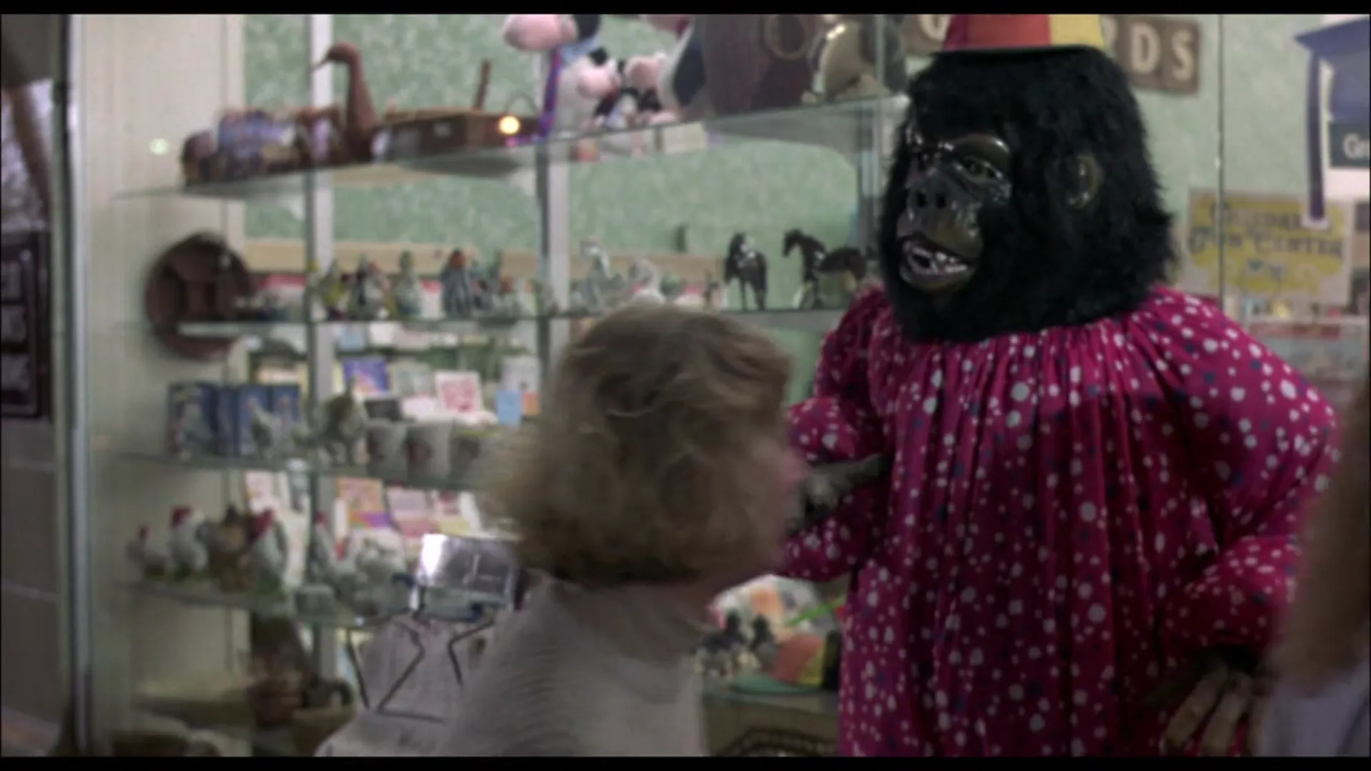 Killer Klowns from Outer Space scene still 3