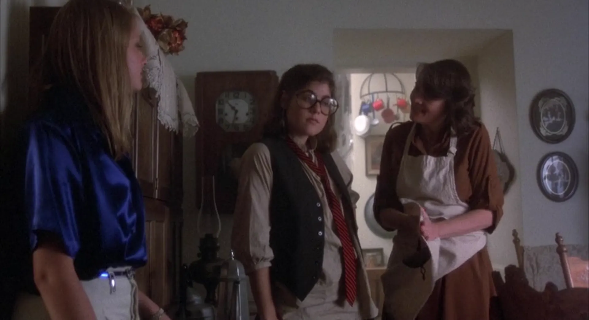 Foxes scene still 5