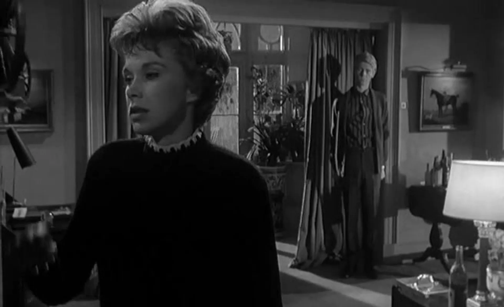 The Servant scene still 2