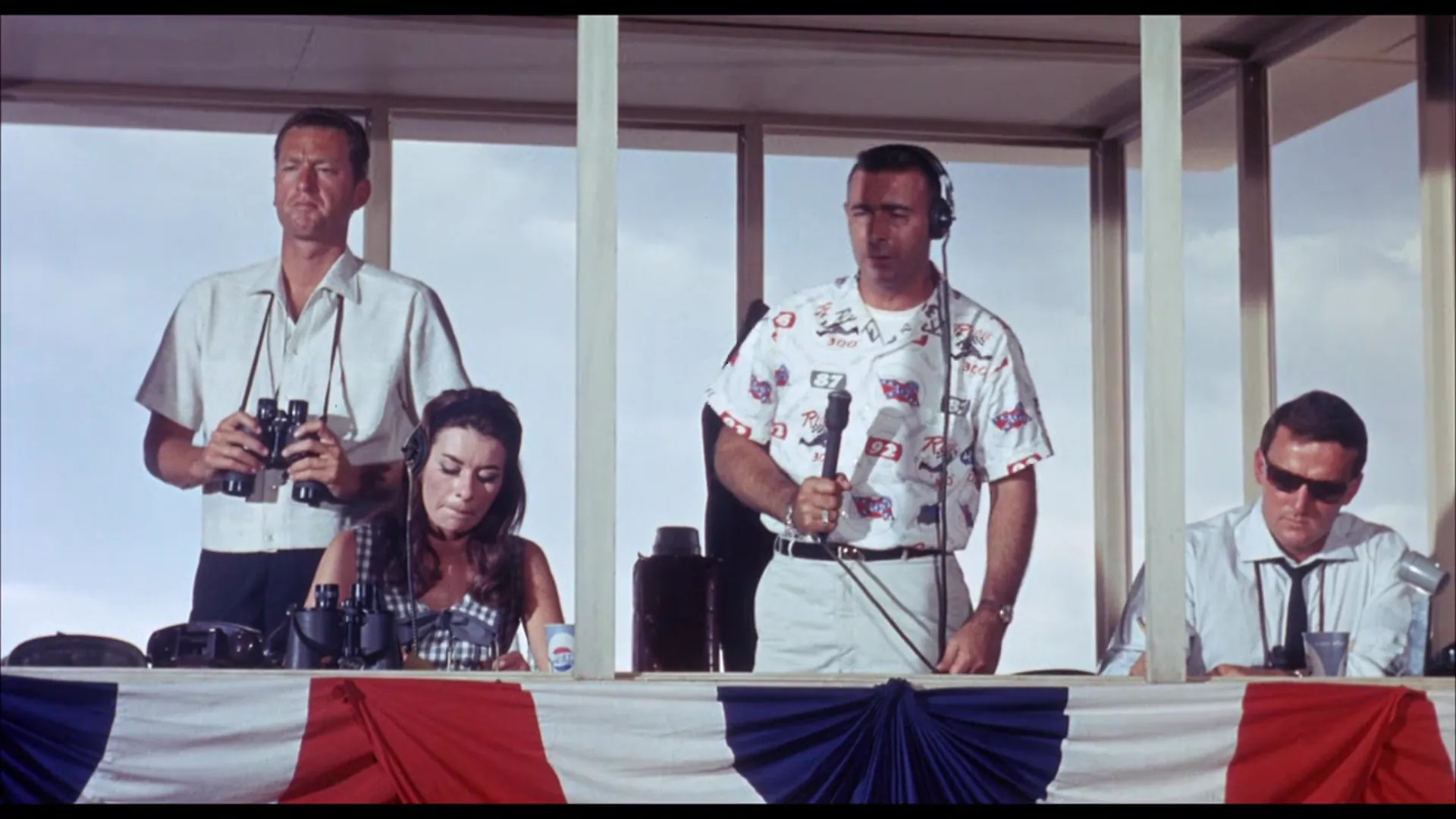 Red Line 7000 scene still 4