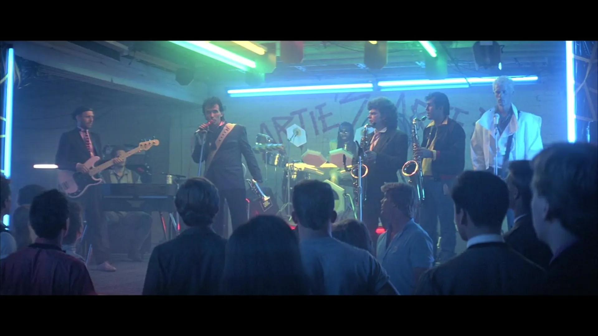 The Adventures of Buckaroo Banzai Across the 8th Dimension scene still 2