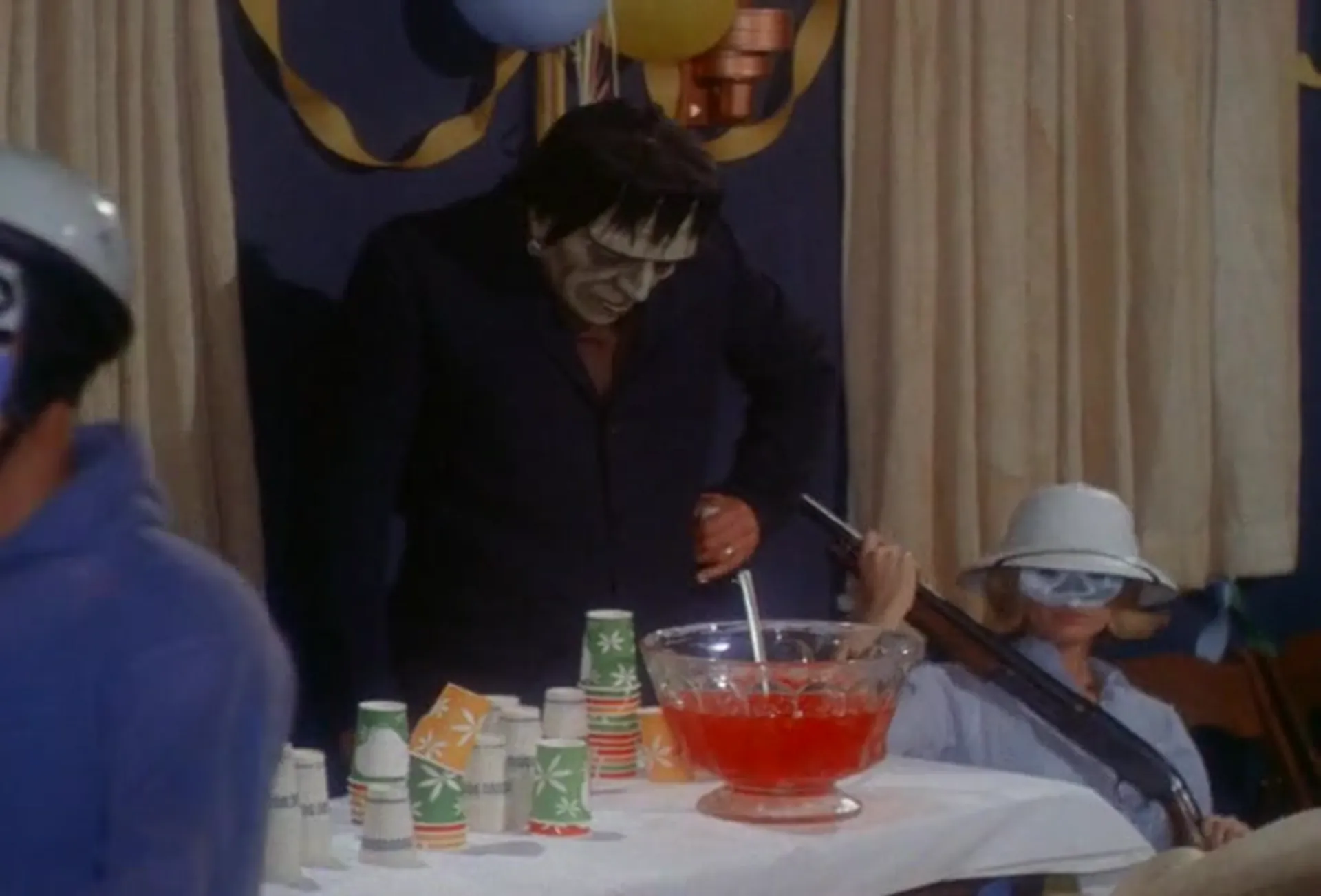 House on Bare Mountain scene still 9