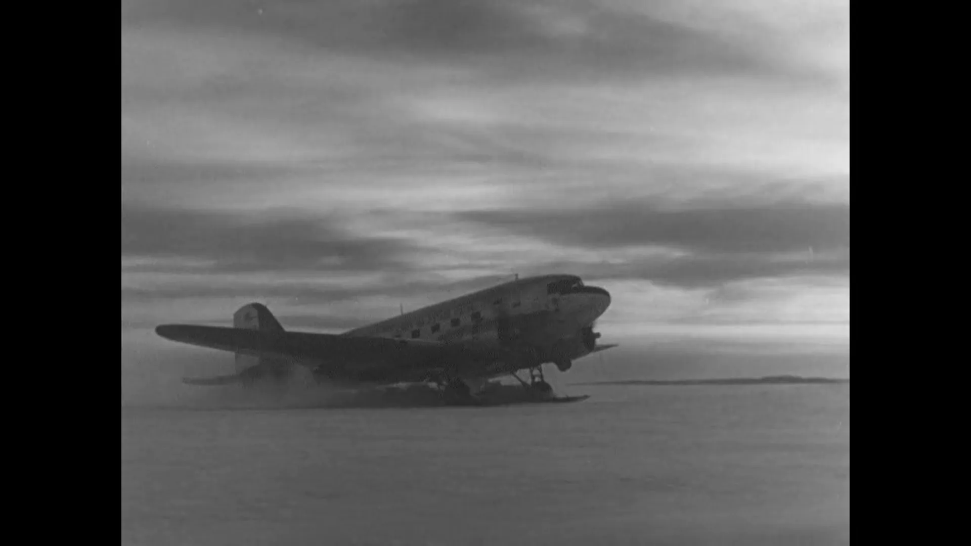 The Thing from Another World scene still 4
