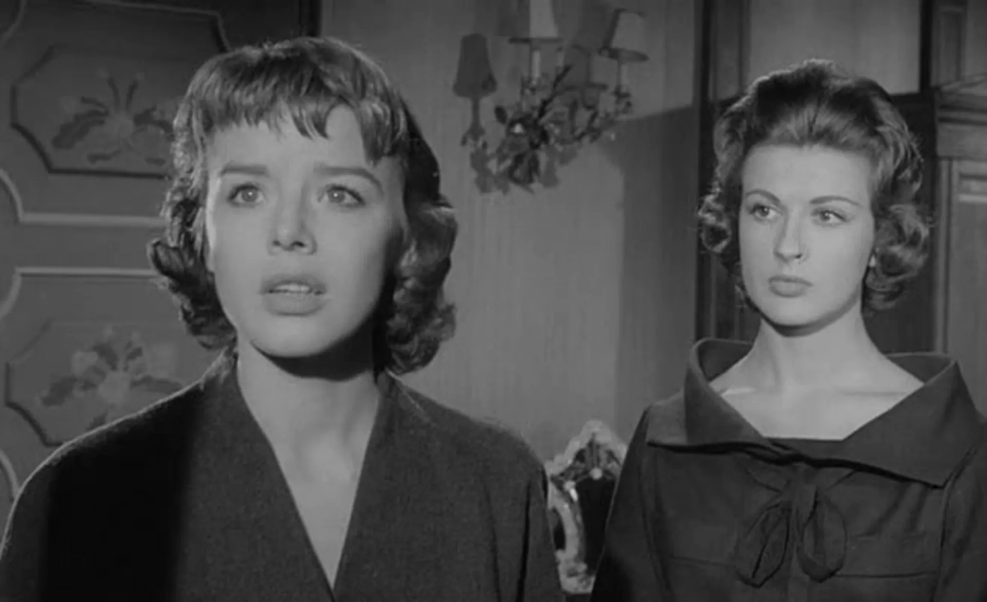 The Crawling Eye scene still 1