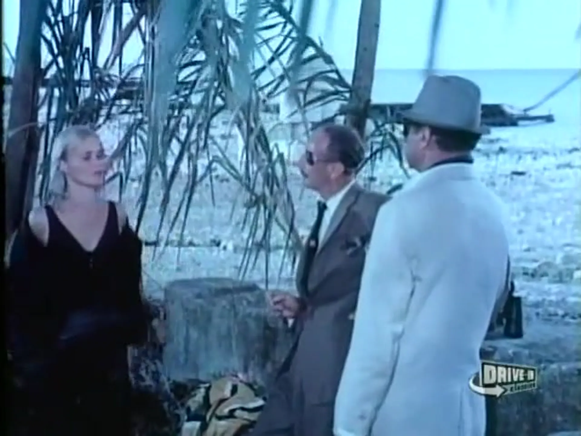 Come Spy with Me scene still 1