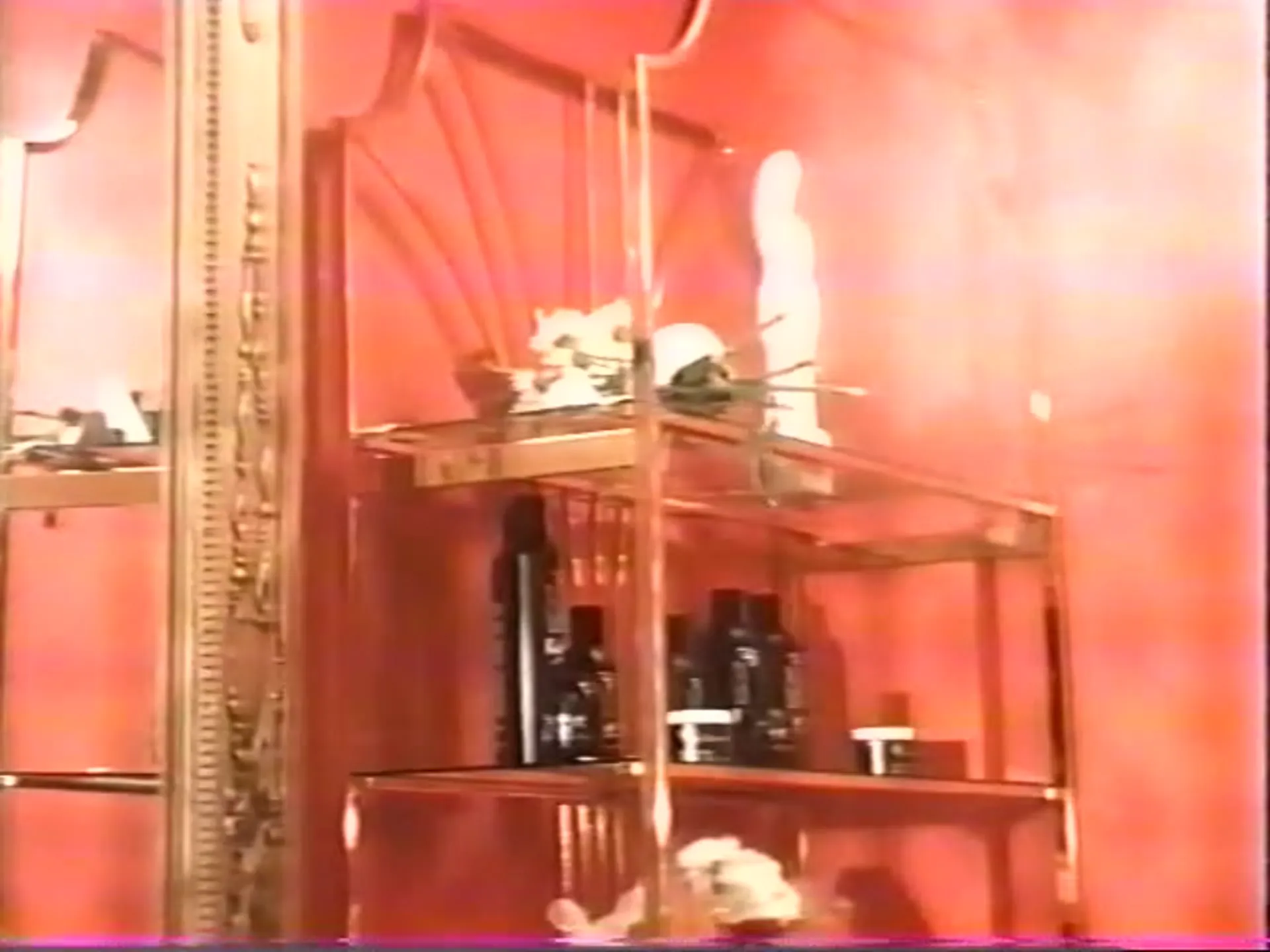 Traxx scene still 3