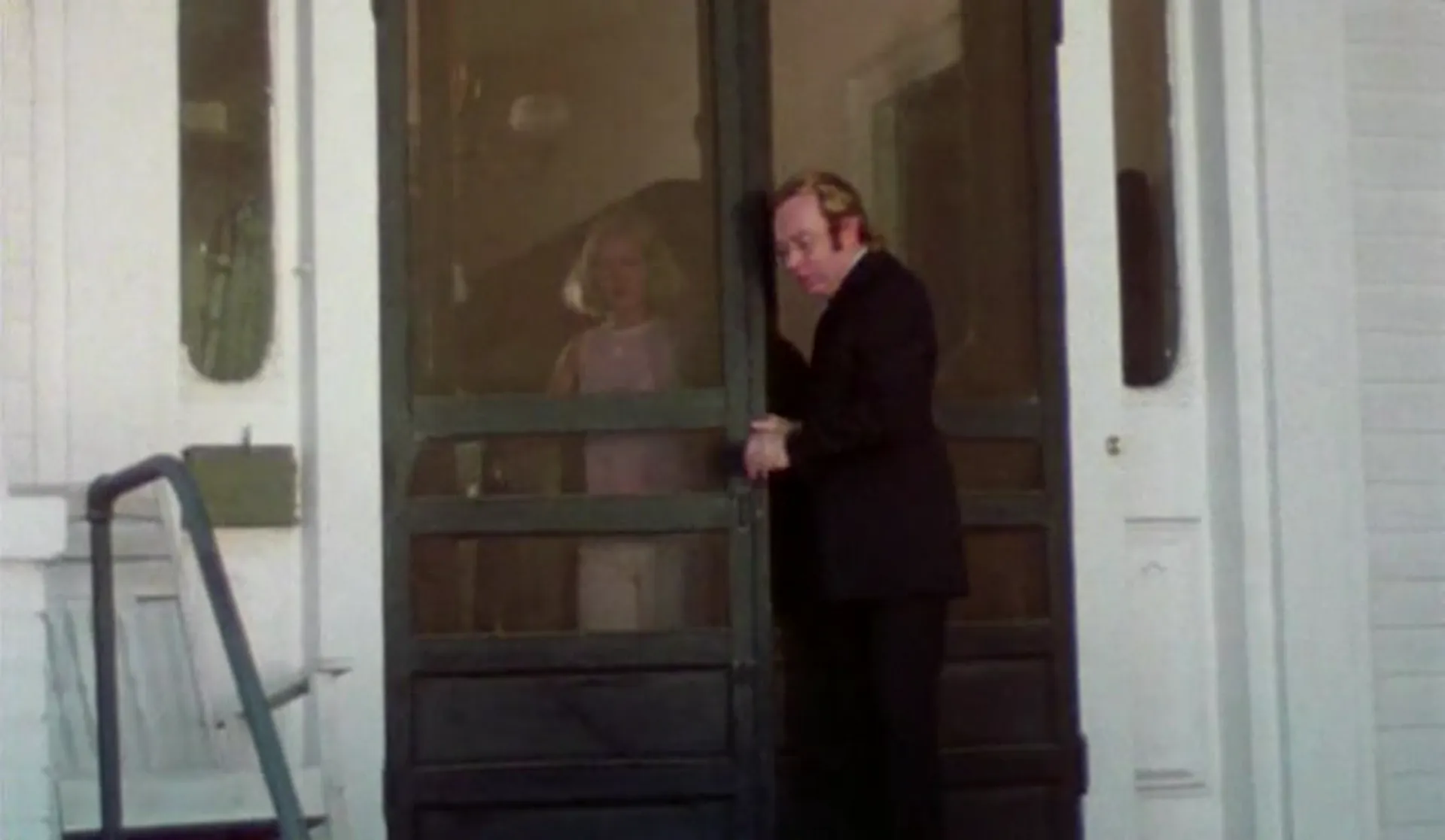 Don't Open the Door! scene still 3