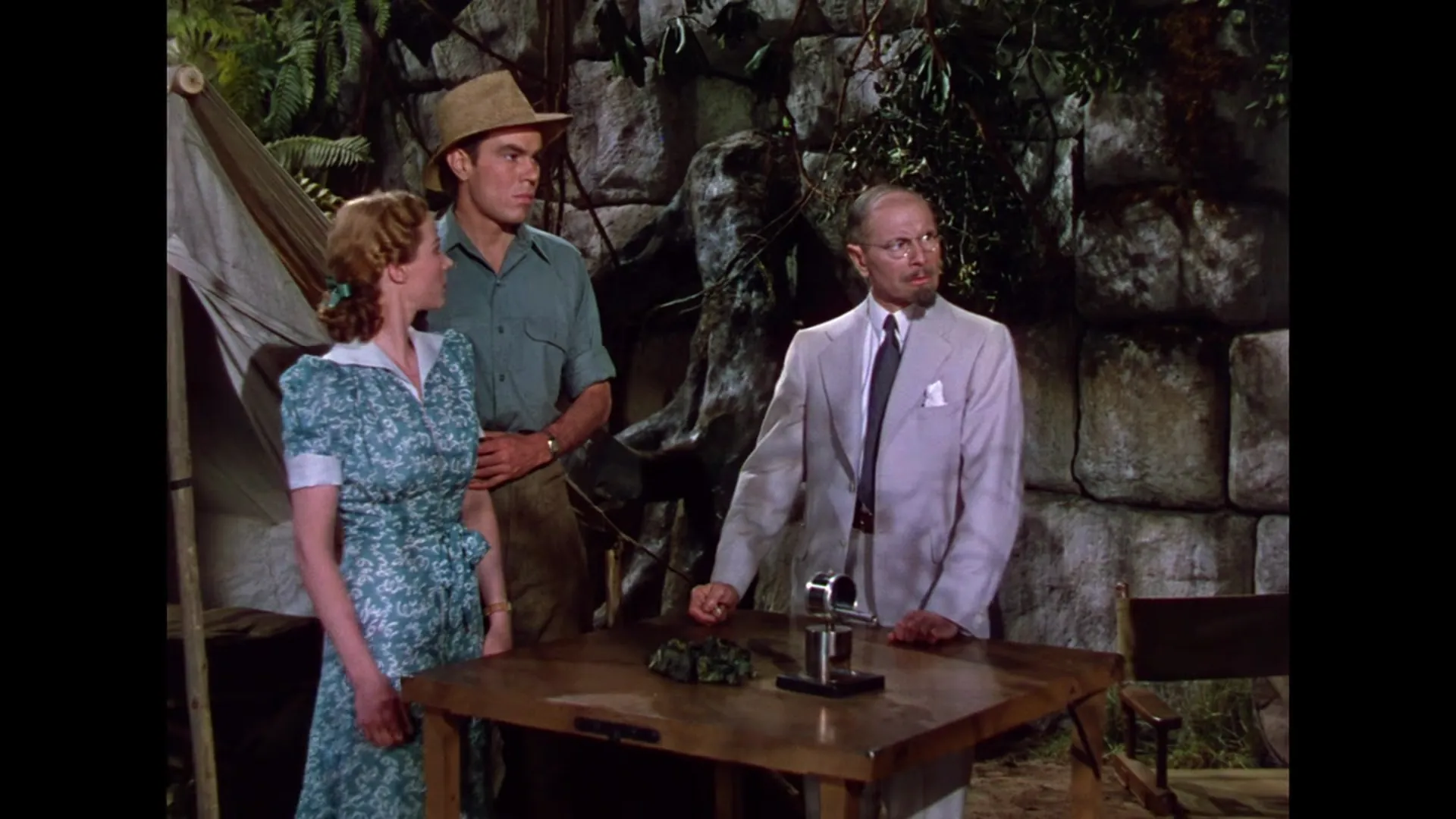 Dr. Cyclops scene still 3