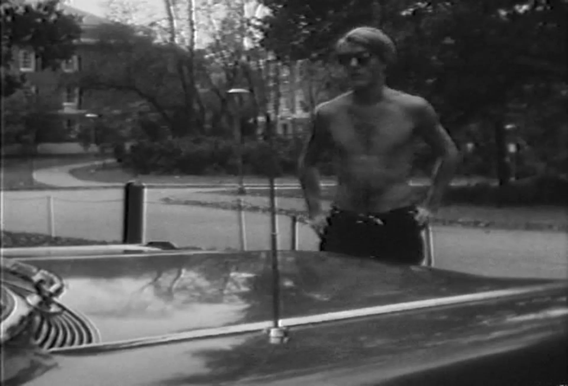 Mondo Trasho scene still 3