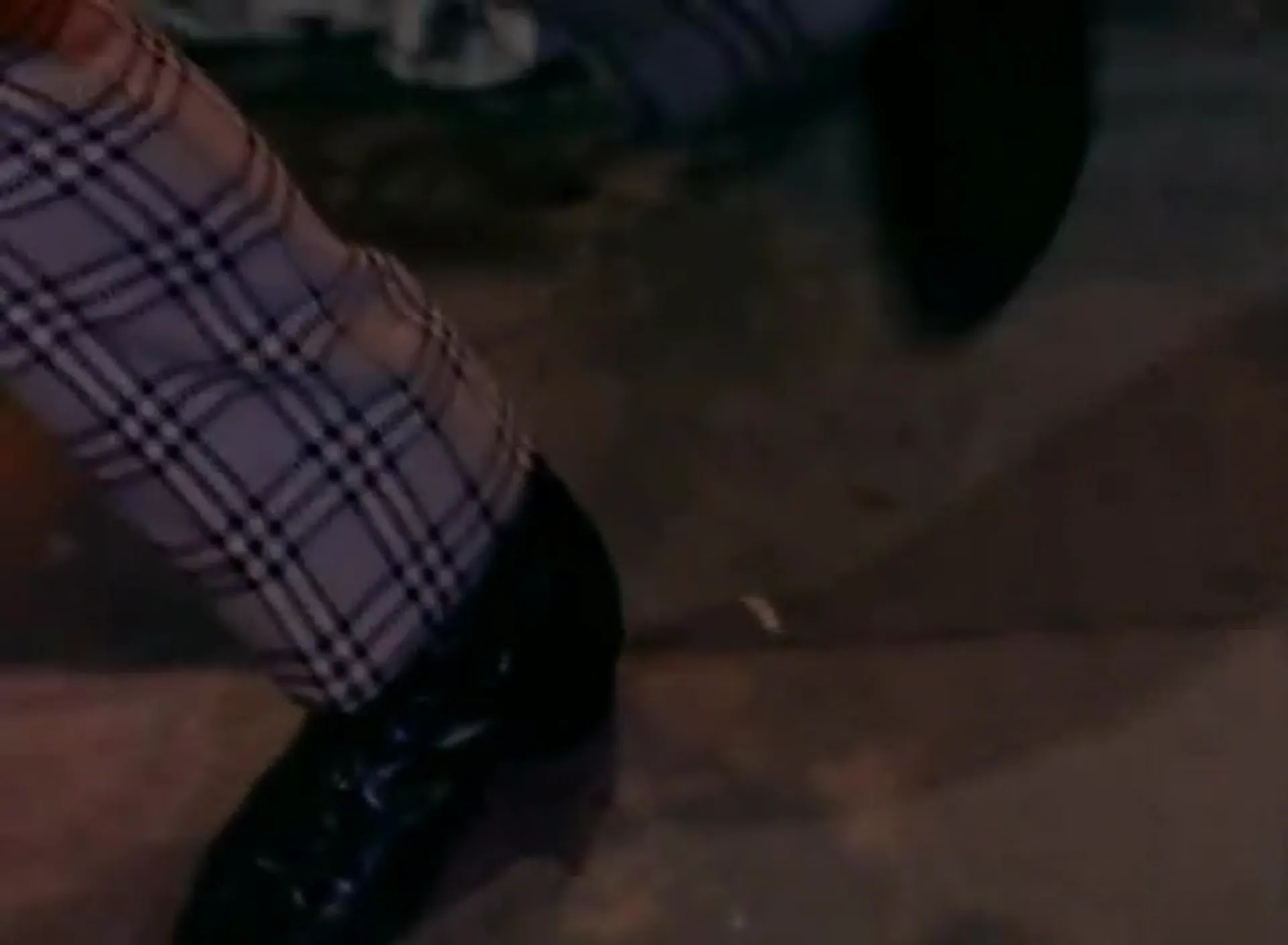 Mondo Mod scene still 1