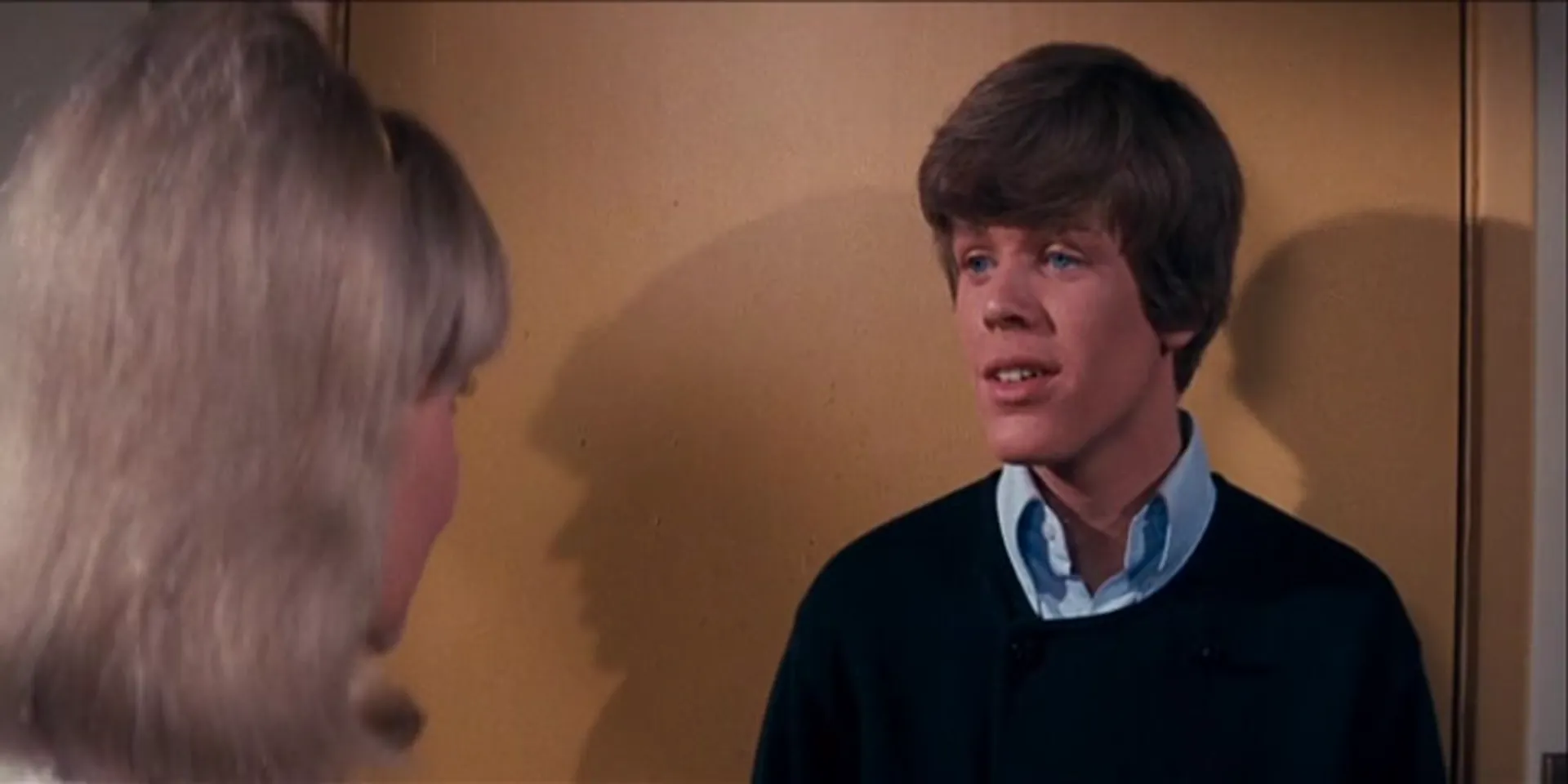 Hold On! scene still 5