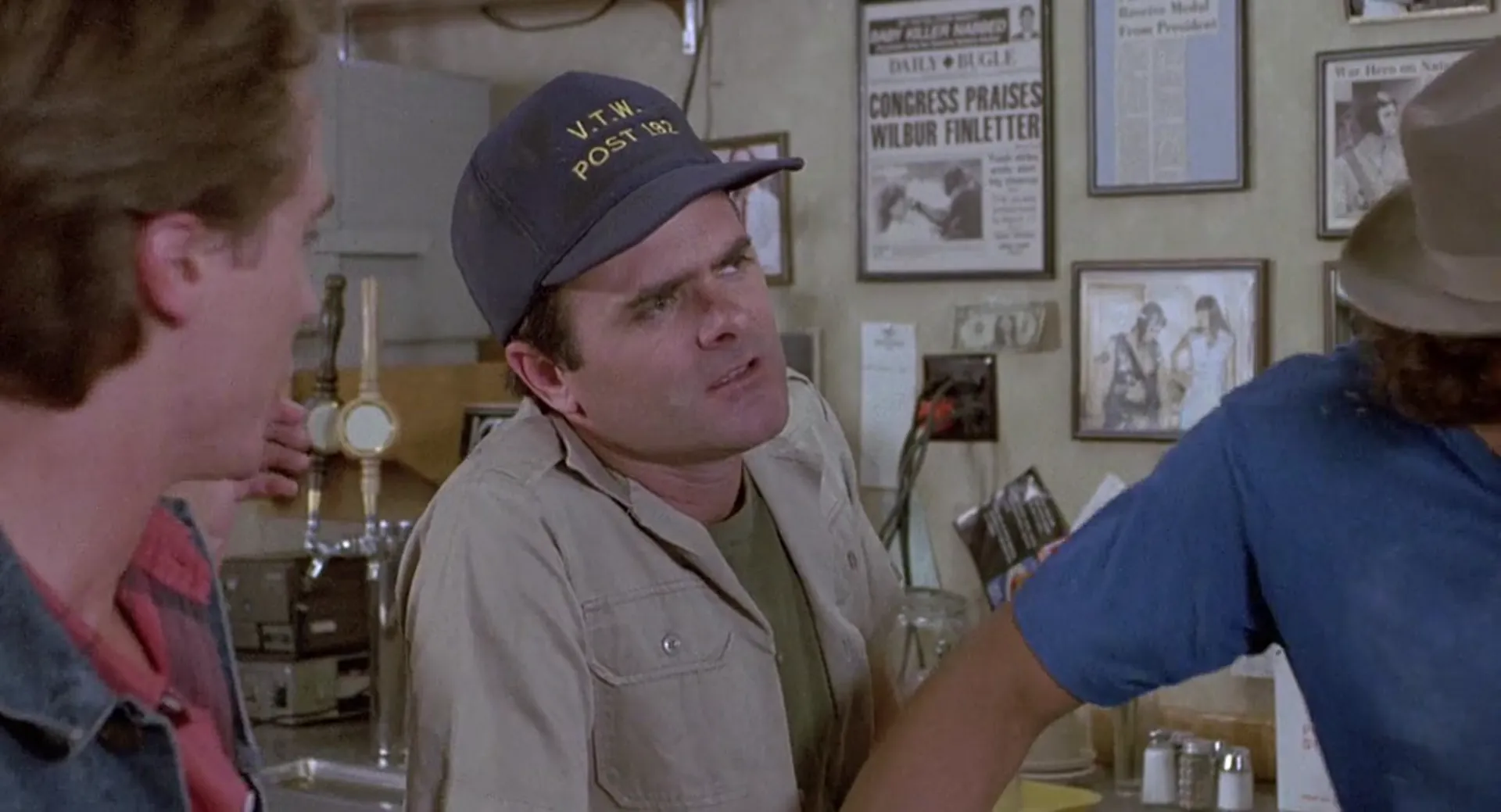 Return of the Killer Tomatoes! scene still 1